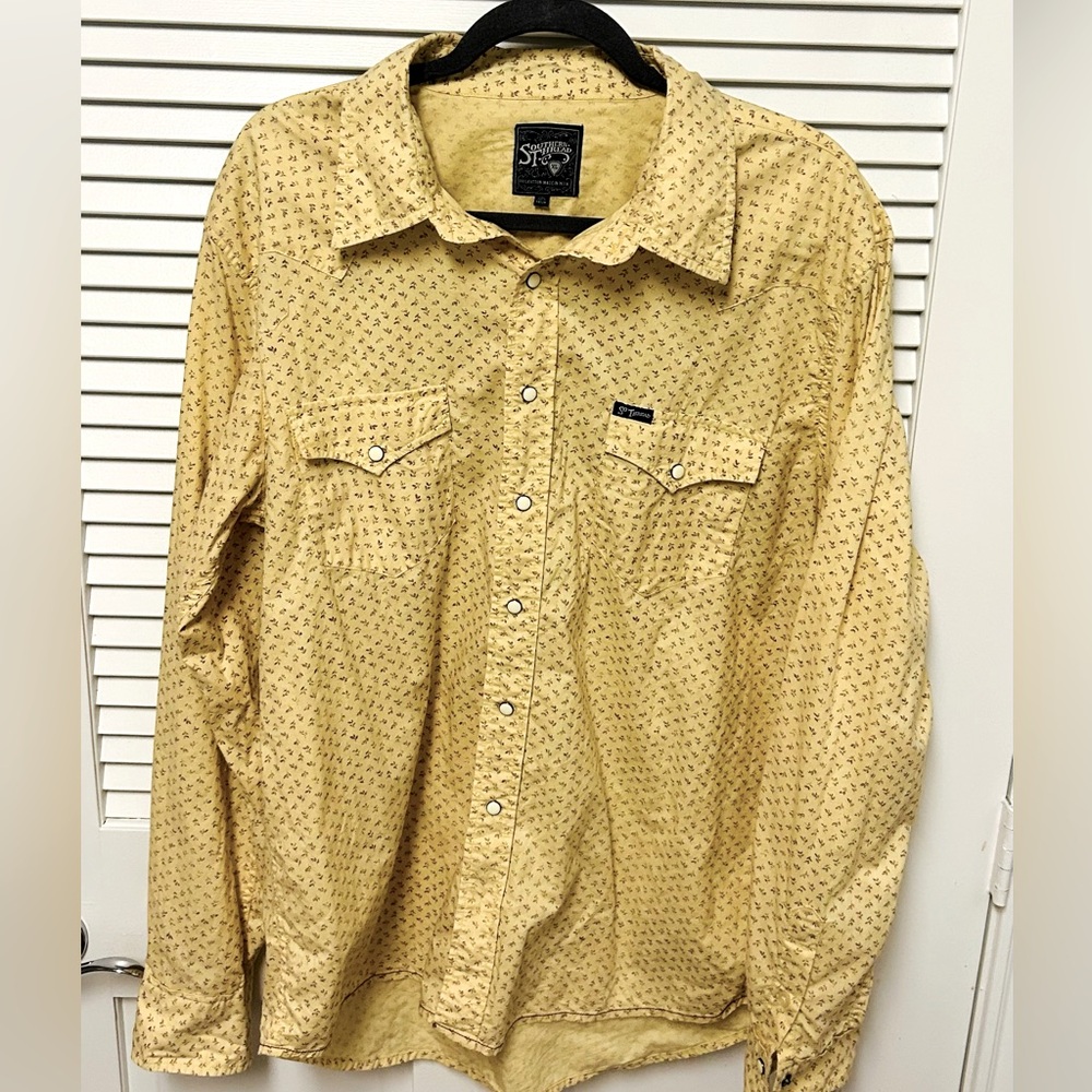 Western Floral Pearl Snap Button Down